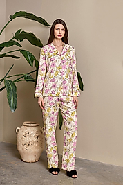 1133 DARİA ÖNDEN DÜĞMELİ ÇİÇEK DESENLİ PİJ. TK