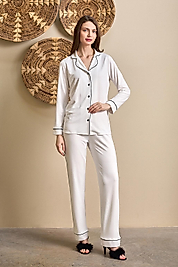 1117 JENİKA ÖNDEN DÜĞMELİ PİJ. TAK. BEYAZ